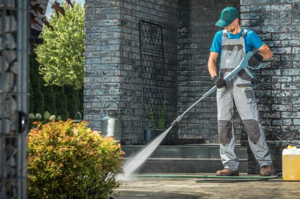 Best Playground Equipment Cleaning  in Hudson, IL